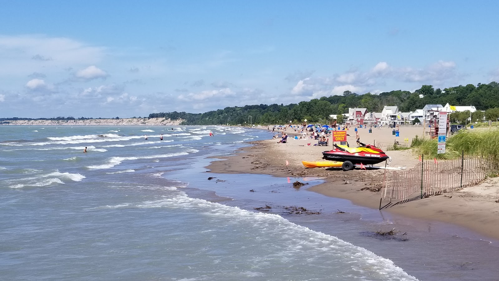 Φωτογραφία του Turkey Point Beach με μακρά ευθεία ακτή