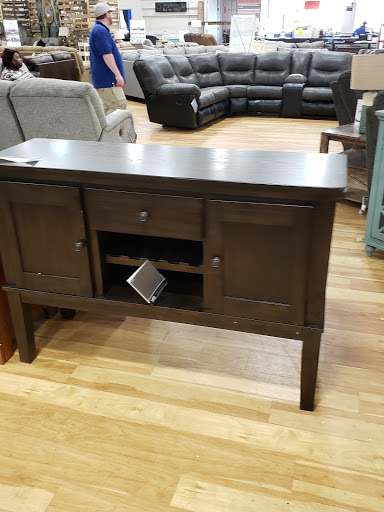 Furniture Store «Bargains and Buyouts», reviews and photos, 5150 Glencrossing Way, Cincinnati, OH 45238, USA