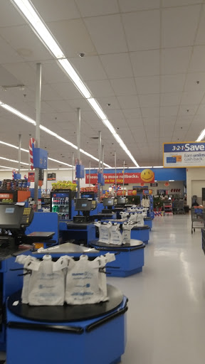 Discount Store «Walmart», reviews and photos, 750 Middle Country Rd, Middle Island, NY 11953, USA