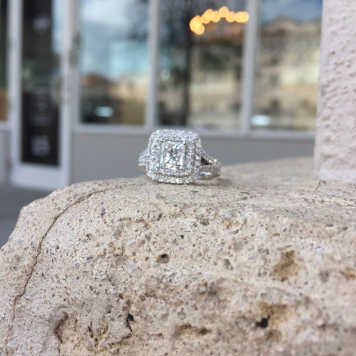 Jewelry Store «Santayana Jewelry Store Coral Gables», reviews and photos, 4100 Salzedo St, Coral Gables, FL 33146, USA