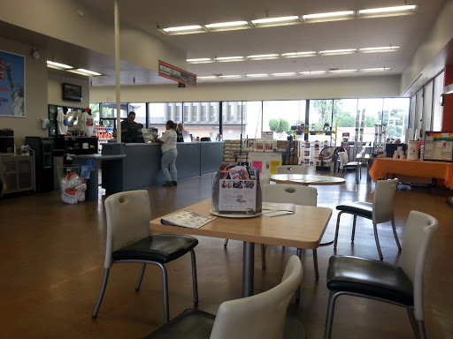 Paint Store «Dunn-Edwards Paints - Phoenix», reviews and photos, 233 E Camelback Rd, Phoenix, AZ 85012, USA