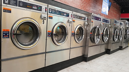 Laundromat «The Wash House», reviews and photos, 894 N Main St, Suffolk, VA 23435, USA