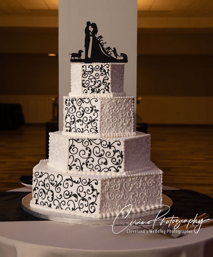 Bakery «Reeves Cake Shop», reviews and photos, 2770 Cory Ave, Akron, OH 44314, USA