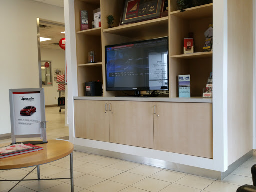 Toyota Dealer «Toyota of Slidell», reviews and photos, 300 E Howze Beach Rd, Slidell, LA 70461, USA