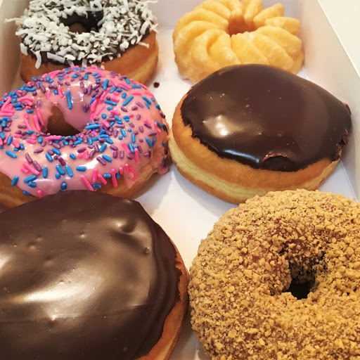 Donut Shop «Honey Dew Donuts», reviews and photos, 156 Andover St, Danvers, MA 01923, USA