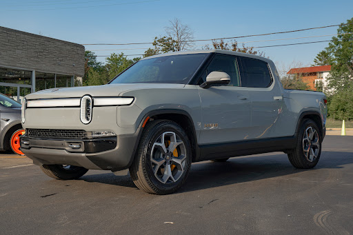 Auto Body Shop «Ultimate Paint Shop II», reviews and photos, 2050 1st St, Highland Park, IL 60035, USA