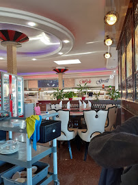 Atmosphère du Royal Wok, restaurant asiatique, japonais, grillade, fruits de mer à Montluçon - n°5