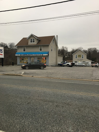 Auto Parts Store «NAPA Auto Parts - Genuine Parts Company», reviews and photos, 460 N Camp Meade Rd, Linthicum Heights, MD 21090, USA