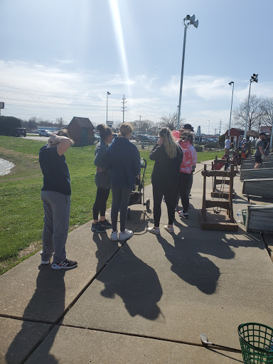 Miniature Golf Course «Cave Spring Golf Center», reviews and photos, 3650 W Clay St, St Charles, MO 63301, USA