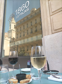 Plats et boissons du Restaurant français 1860 Le Palais à Marseille - n°3