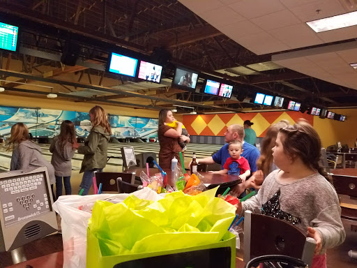 Bowling Alley «Legacy Lanes», reviews and photos, 5024 Curry Rd, Pittsburgh, PA 15236, USA