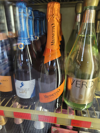 Wine Store «Jay Kay Wine & Liquor», reviews and photos, 624 US-206, Bordentown, NJ 08505, USA