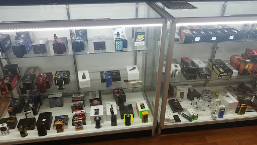Vaporizer Store «High Life Smoke Shop Columbia», reviews and photos, 631 Harden St, Columbia, SC 29205, USA