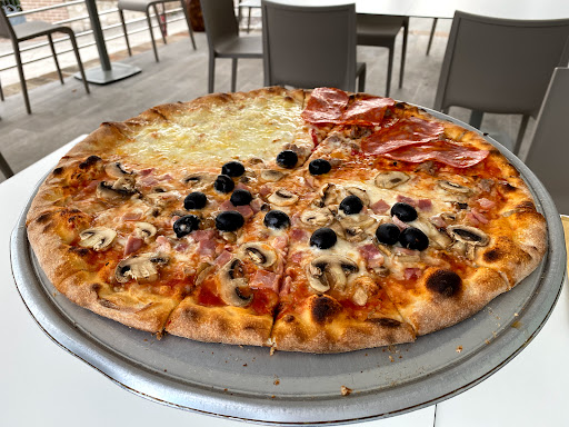 Pizzeria Sotto La Rocca Numana in Numana, Provincia di Ancona