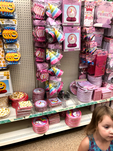 Dollar Store «Dollar Tree», reviews and photos, 241 Towne Center Blvd, Sanford, FL 32771, USA
