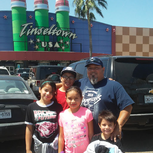 Movie Theater «Cinemark Tinseltown USA and XD», reviews and photos