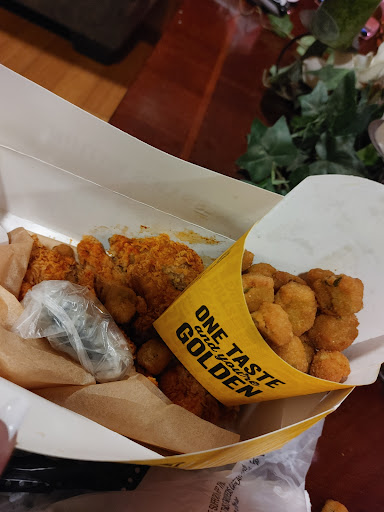 American Restaurant «Golden Chick», reviews and photos, 7979 S Hampton Rd, Dallas, TX 75232, USA