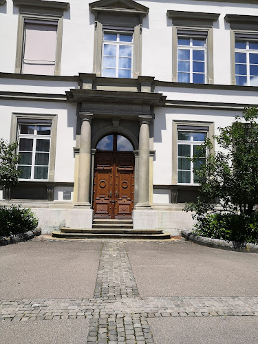 Rezensionen über Bachschulhaus in Schaffhausen - Schule