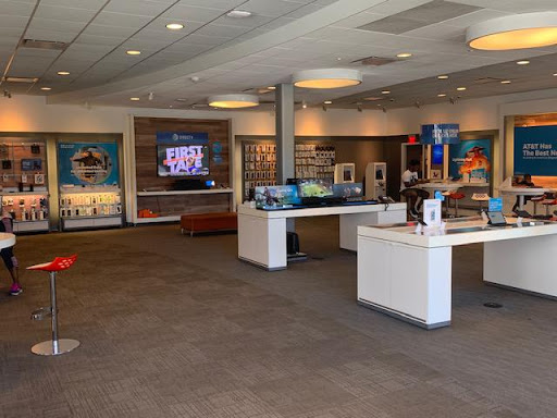 Cell Phone Store «AT&T», reviews and photos, 300 S University Ave, Little Rock, AR 72205, USA