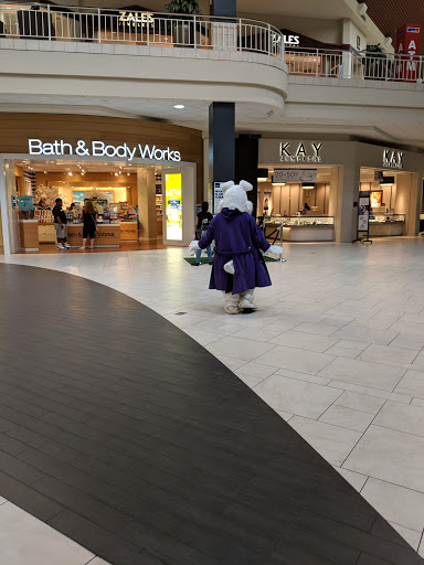 Shopping Mall «West Ridge Mall», reviews and photos, 1801 SW Wanamaker Rd, Topeka, KS 66604, USA