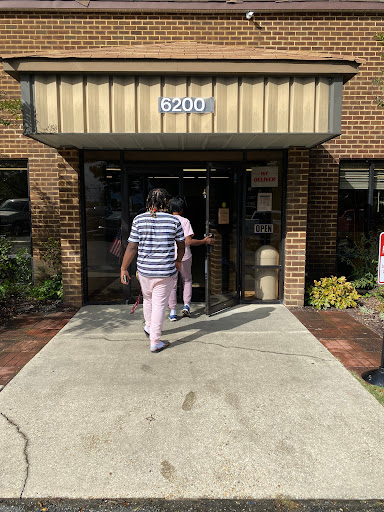 Peninsula Rescue Mission Thrift Store, 6200 Jefferson Ave, Newport News, VA 23605, USA, 