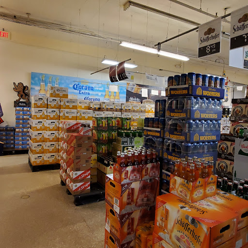 Liquor Store «Circus Spirits Wine & Beer», reviews and photos, 853 NJ-35, Middletown, NJ 07748, USA