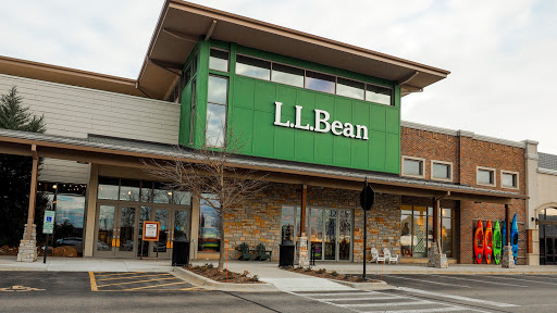 Clothing Store «L.L. Bean», reviews and photos, 100 W Higgins Rd, South Barrington, IL 60010, USA