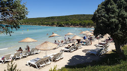 Foto di Spiaggia di Quente Club con molto pulita livello di pulizia