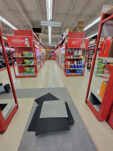 Office Supply Store «Staples», reviews and photos, 2045 S Pleasant Valley Rd, Winchester, VA 22602, USA