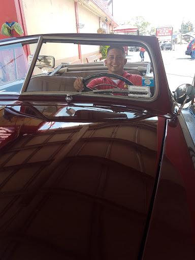 Car Wash «Westbury Car Wash», reviews and photos, 14 Urban Ave, Westbury, NY 11590, USA