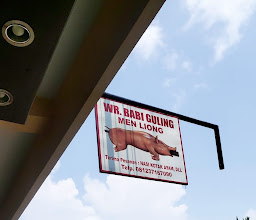 Warung Babi Guling Men Liong photo