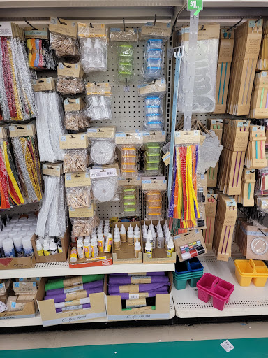 Dollar Store «Dollar Tree», reviews and photos, 117 Ballston Ave, Saratoga Springs, NY 12866, USA