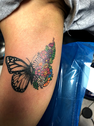 Tattoo Shop «Infamous Tattoos», reviews and photos, 5330 Old National Hwy, College Park, GA 30349, USA