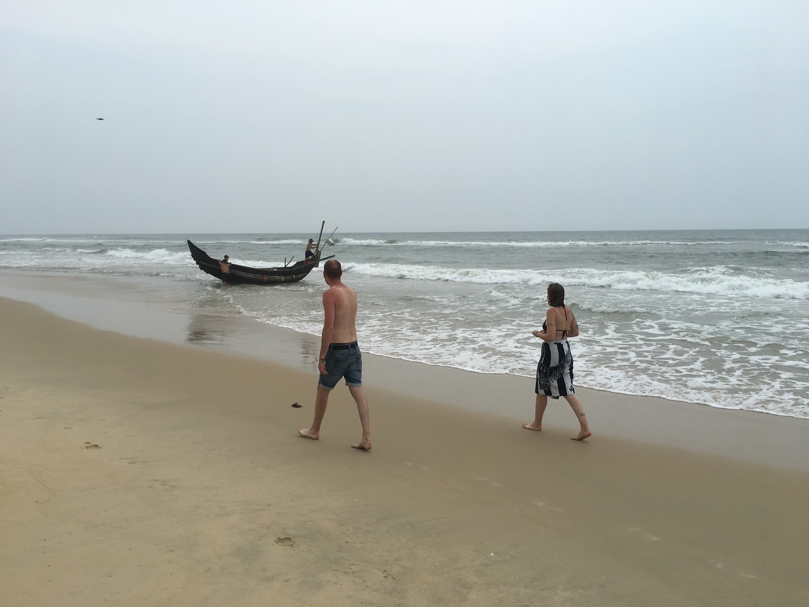 Foto av Vinh Thanh Beach med lång rak strand