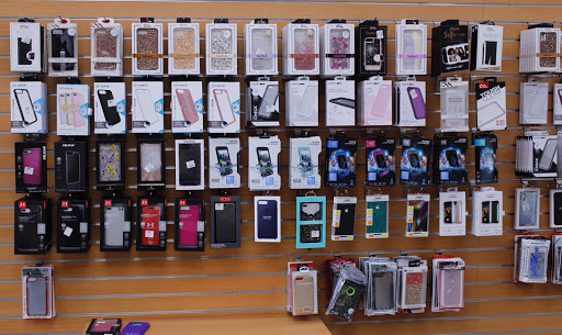 Cell Phone Store «Cell Phone Accessories and Repair», reviews and photos, 2429 Preston Rd #200, Frisco, TX 75034, USA