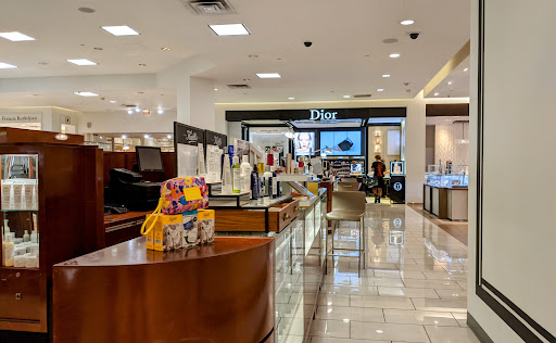 Department Store «Saks Fifth Avenue», reviews and photos, 7687 N Kendall Dr, Miami, FL 33156, USA