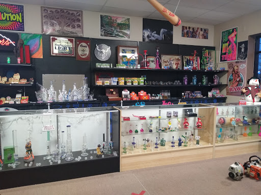 Pawn Shop «R&D PAWN AND SMOKE SHOP», reviews and photos, 942 S Delsea Dr, Vineland, NJ 08360, USA