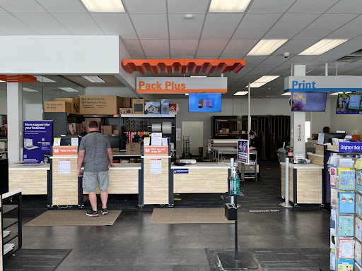 Print Shop «FedEx Office Print & Ship Center», reviews and photos, 7217 W Forest Preserve Ave, Norridge, IL 60706, USA