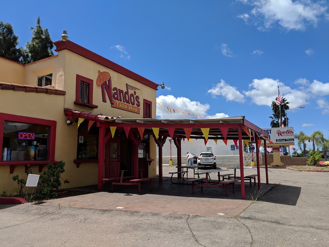 Nandos Taco Shop