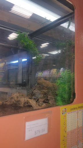 Pet Supply Store «Pet Supreme», reviews and photos, 12823 Foothill Blvd, Sylmar, CA 91342, USA