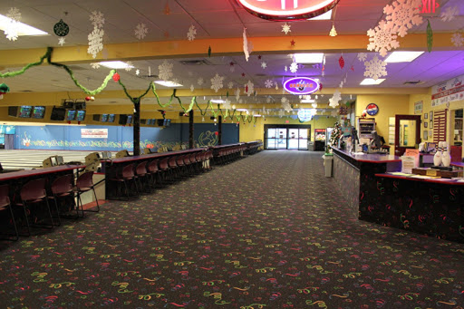 Bowling Alley «Mt Hood Lanes», reviews and photos, 2311 E Powell Blvd, Gresham, OR 97080, USA