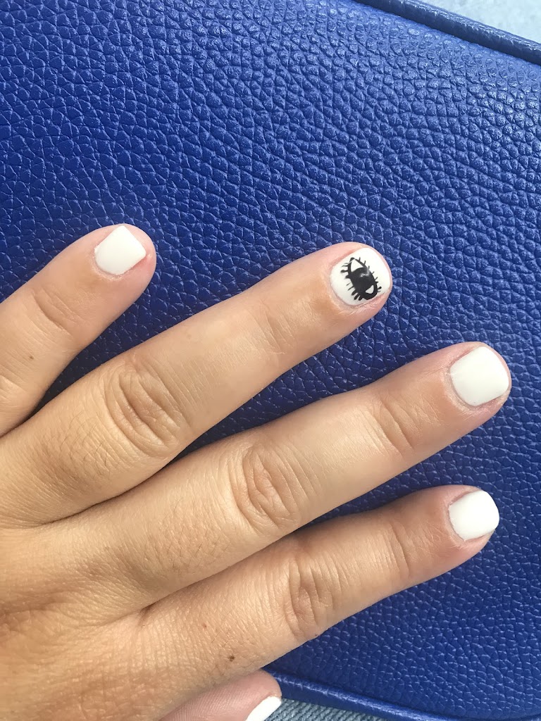 Nail Plaza 07663