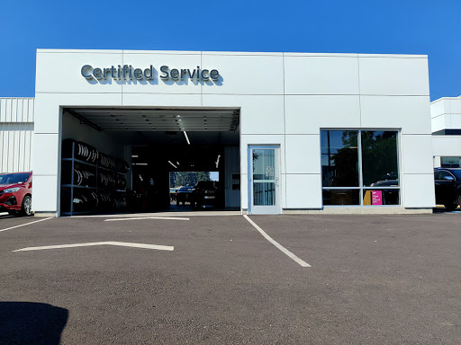 Car Dealer «Auto Town Buick GMC», reviews and photos, 19495 SE McLoughlin Blvd, Gladstone, OR 97027, USA