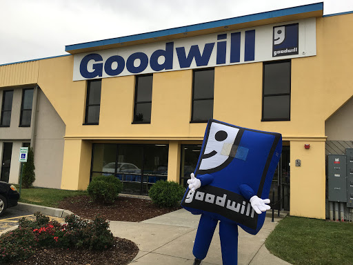 Thrift Store «Goodwill Store & Donation Center», reviews and photos