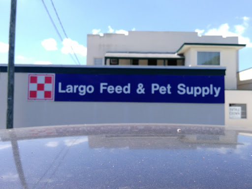 Pet Supply Store «Largo Feed & Garden Supply Inc», reviews and photos, 210 W Bay Dr, Largo, FL 33770, USA