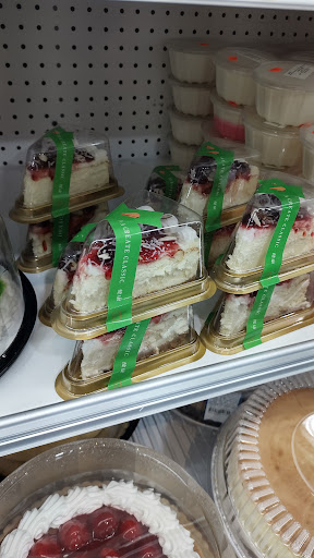 Grocery Store «Fresh Market Place», reviews and photos, 2600 N Central Ave, Chicago, IL 60639, USA