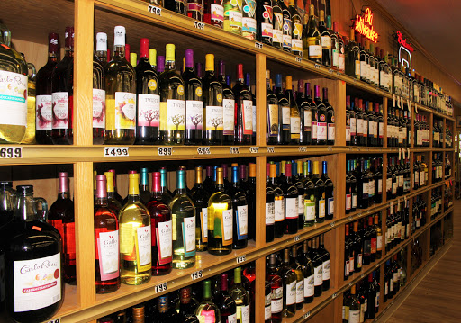 Liquor Store «Oakwood Package & Bottle Shop», reviews and photos, 3469 Mundy Mill Rd, Flowery Branch, GA 30542, USA