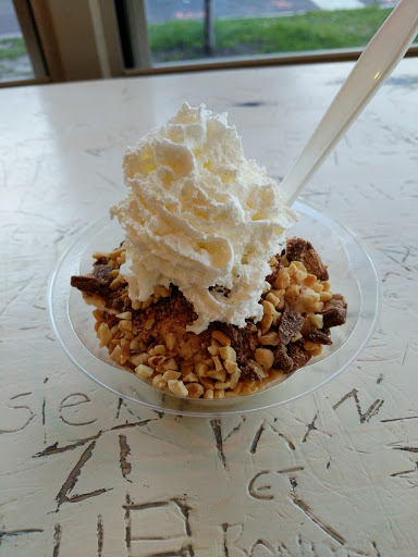 American Restaurant «Lickity Split Frozen Custard», reviews and photos, 6056 N Broadway St, Chicago, IL 60660, USA