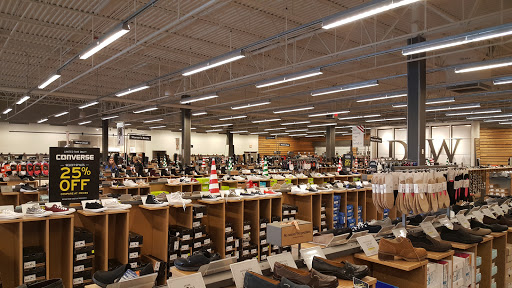 Shoe Store «DSW Designer Shoe Warehouse», reviews and photos, 6971 Grand Ave, Gurnee, IL 60031, USA
