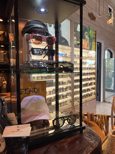 Clothing Store «Island Company», reviews and photos, 1 N Fort Lauderdale Beach Blvd, Fort Lauderdale, FL 33304, USA